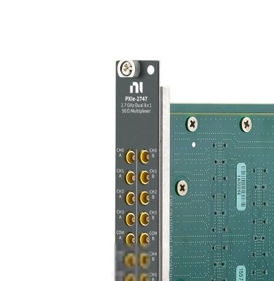 PXIe-2747 RF Multiplexer Switch Module 30V With Dual 8x1 Configuration For 2.7GHz Routing
